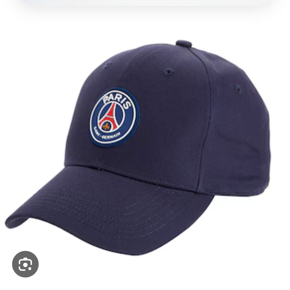 Paris St Germain cap for boys age. Still in good condition